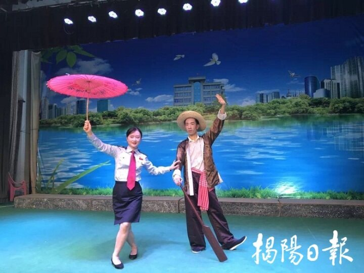 i揭阳：市税务局精心创排的税收普法主题潮剧《桃花过渡新传》荣获省级法治文艺作品铜奖