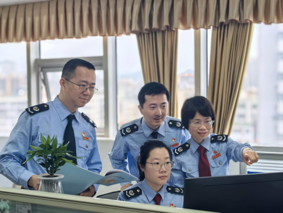 羊城派：揭阳市税务局收入核算和税收经济分析科荣获“全国工人先锋号”荣誉称号