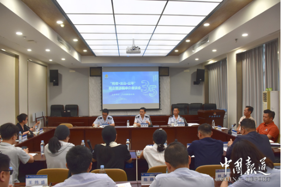 中国报道：请进来听心声 走出去解难题