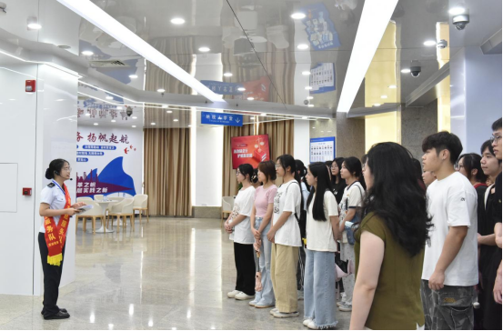 南方+：茂南税务：“毕业第一课”助力毕业生就业创业