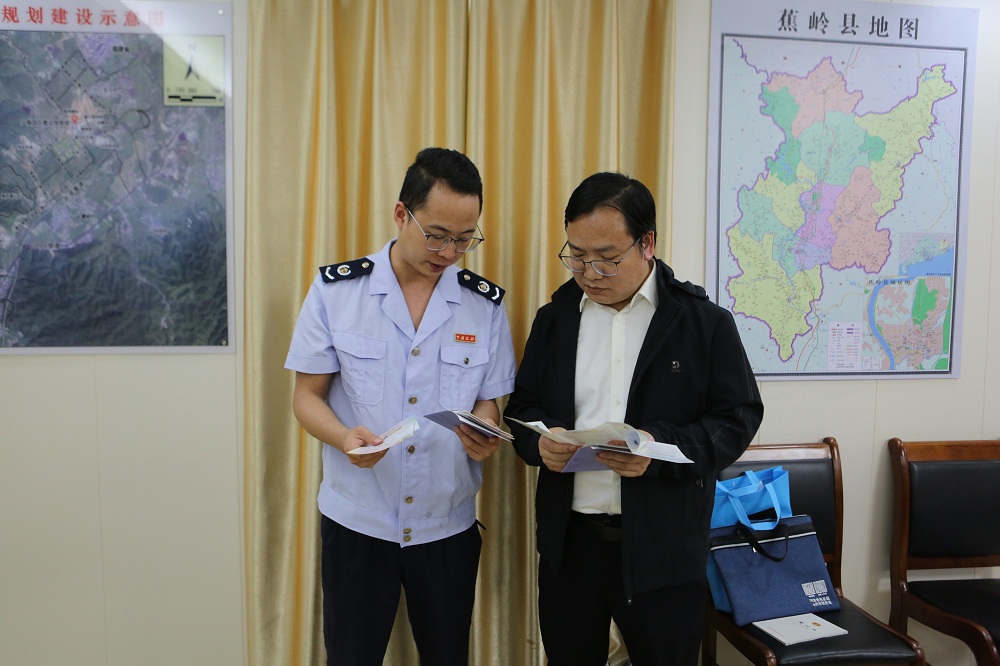 蕉岭：民法典中话税收！蕉岭税务“典”亮企业合规经营发展路