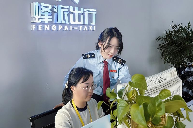 赋能新经济业态！梅州市税务部门联合市委社会工作部开展楼宇经济税收宣传活动