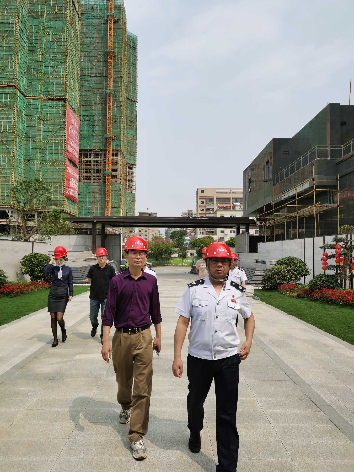 据税务部门相关负责人介绍,2021年4月税收宣传月期间,连州市税务局将