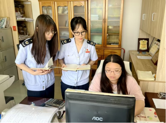 斗门区税务局精准施策推动“反向开票”政策落实 打通“收旧换新”链条堵点
