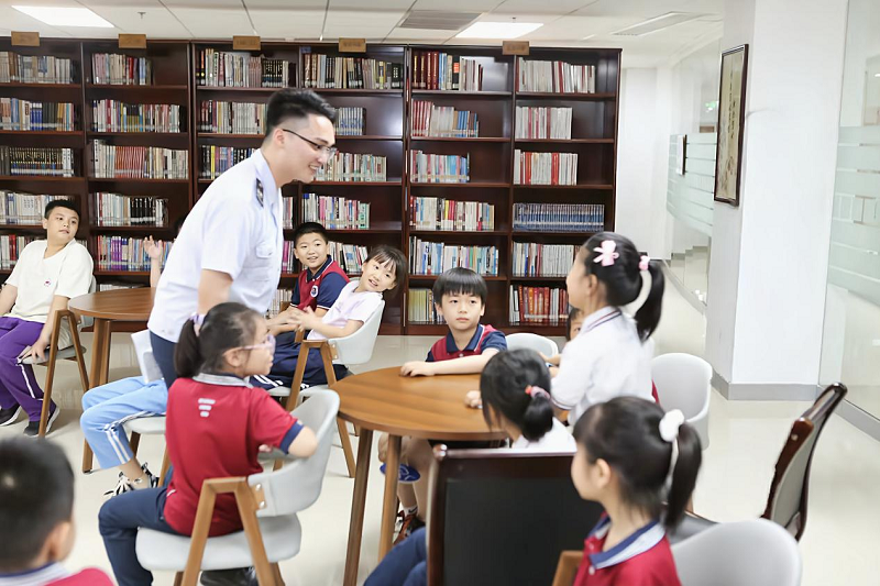 金羊网：肇庆：税润童心 法护同行
